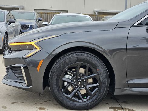 New 2026 Kia K5 LXS image 6
