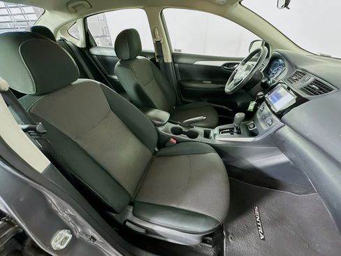 Used 2019 Nissan Sentra S image 28