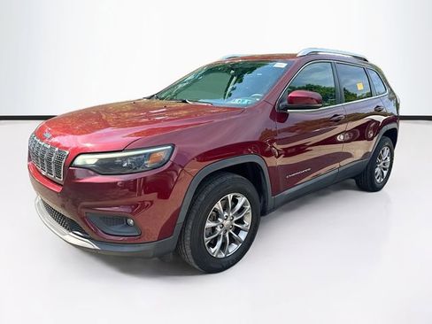 Used 2020 Jeep Cherokee Latitude Plus AWD/4WD image 3