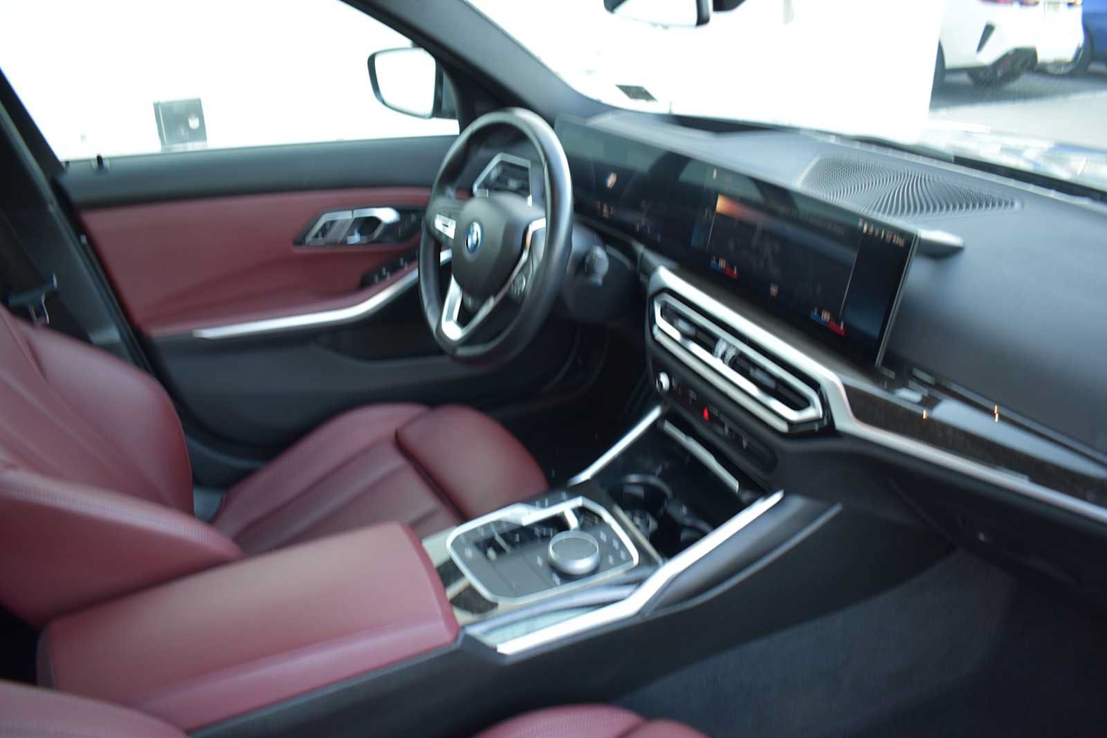 Used 2023 BMW 330e xDrive w/ Premium Package AWD/4WD image 13