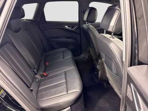 Used 2023 Audi Q4 e-tron Premium Plus w/ Premium Plus image 21