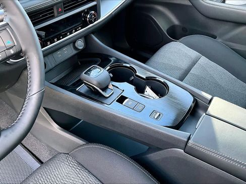 New 2026 Nissan Rogue SV image 7