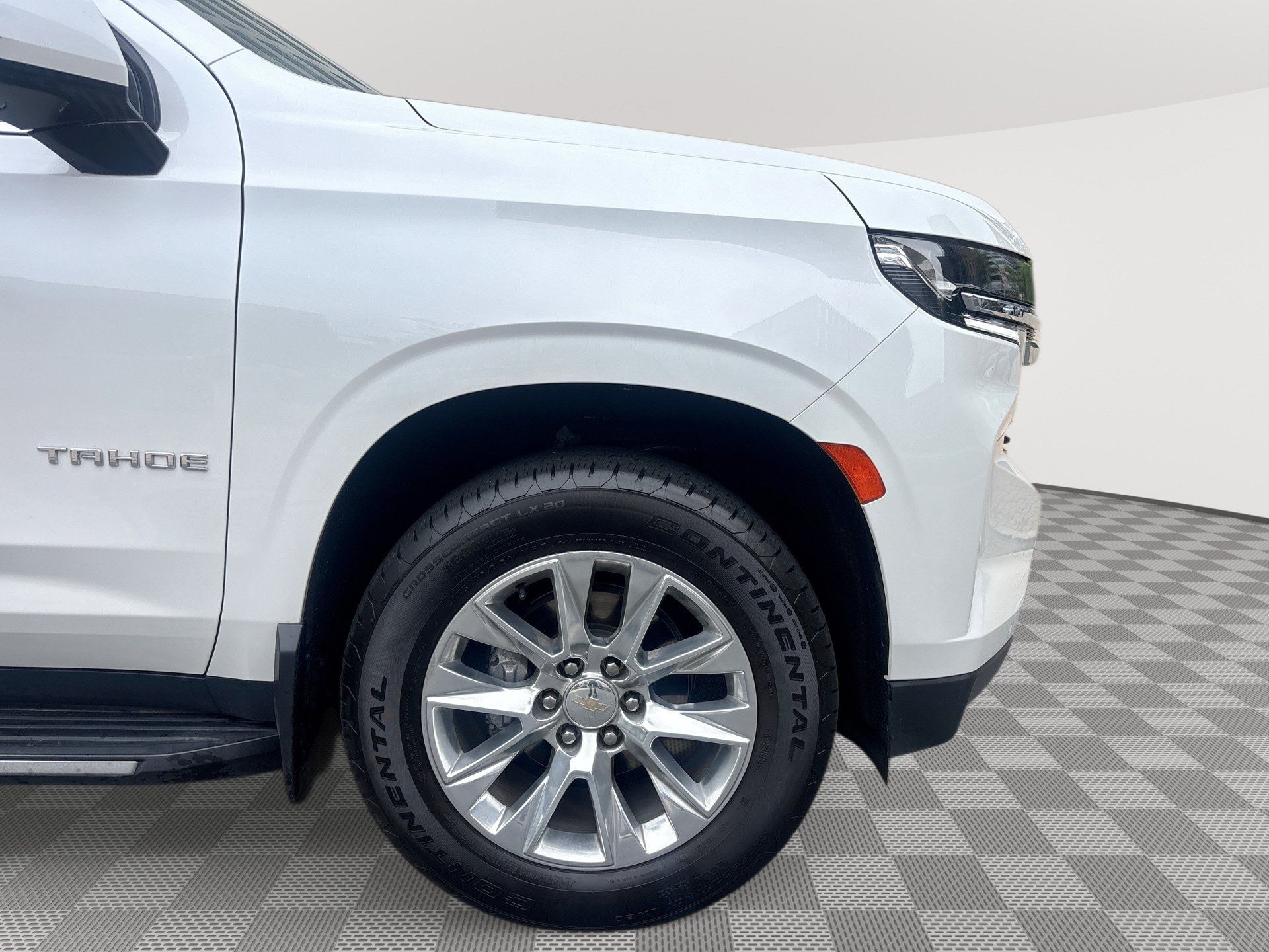 Used 2022 Chevrolet Tahoe LT w/ LT Signature Package AWD/4WD image 31