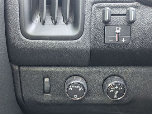 Used 2022 Chevrolet Colorado ZR2 AWD/4WD image 20