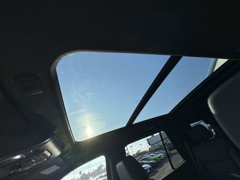 Certified 2024 Chevrolet Tahoe Z71 w/ Luxury Package image 28