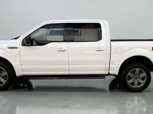 Used 2018 Ford F150 XLT w/ Equipment Group 302A Luxury AWD/4WD image 3
