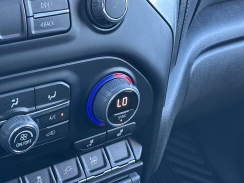 Used 2022 Chevrolet Silverado 2500 LTZ w/ Safety Package image 28