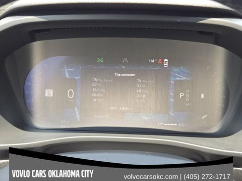 Used 2026 Volvo XC40 B5 Plus w/ Protection Package Premier AWD/4WD image 18