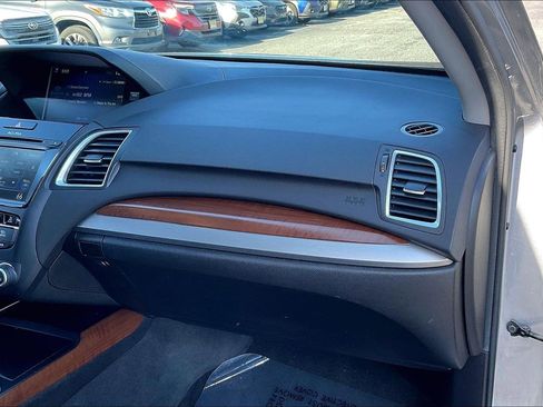 Used 2017 Acura RDX w/ Technology Package image 17