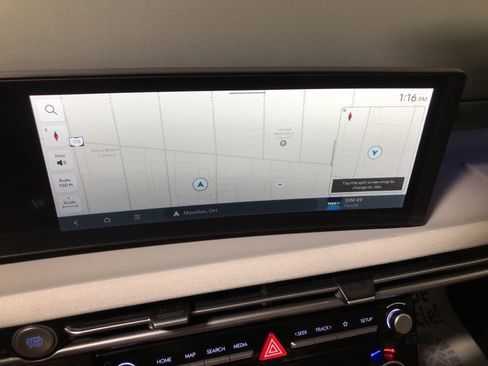 Used 2025 Hyundai Tucson Limited image 34