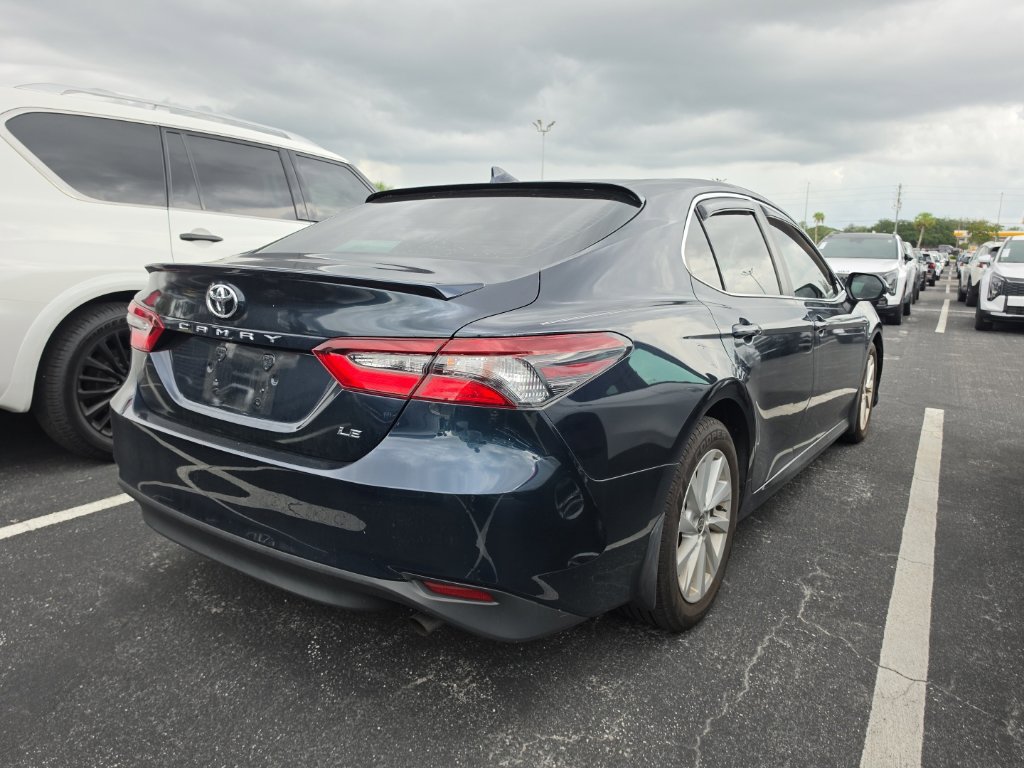 Used 2021 Toyota Camry LE FWD image 17