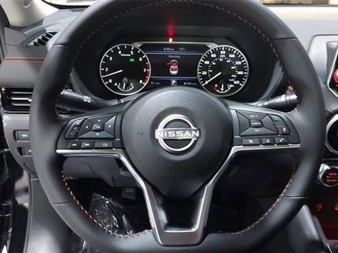 Used 2025 Nissan Sentra SR w/ Midnight Edition FWD image 24