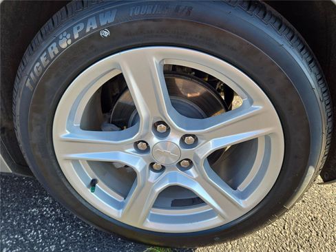 Used 2023 Chevrolet Camaro LT RWD image 24