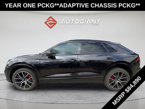 Used 2019 Audi Q8 Prestige w/ Adaptive Chassis Package AWD/4WD image 3