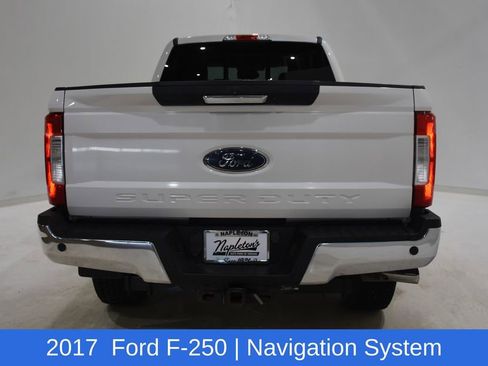 Used 2017 Ford F250 Lariat w/ Chrome Package image 5