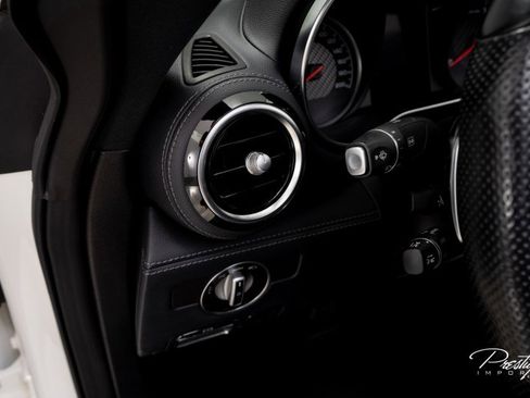 Used 2018 Mercedes-Benz AMG GT Roadster image 37