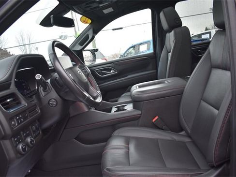 Certified 2022 Chevrolet Suburban RST w/ Sport Performance Package image 30