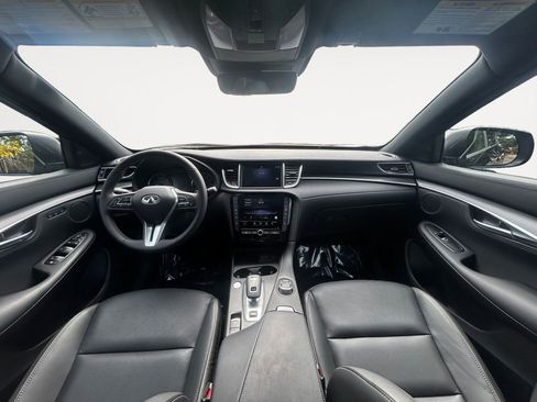 Used 2025 INFINITI QX55 Luxe w/ Cargo Package image 13