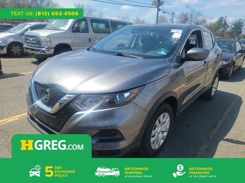 Used 2020 Nissan Rogue Sport S image 1