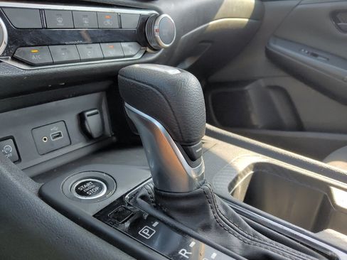 Used 2024 Nissan Sentra S FWD image 26