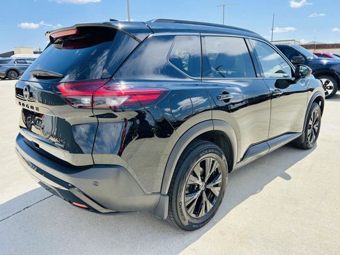 Used 2023 Nissan Rogue SV w/ SV Premium B Package AWD/4WD image 38