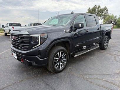 Used 2022 GMC Sierra 1500 AT4 w/ AT4 Preferred Package