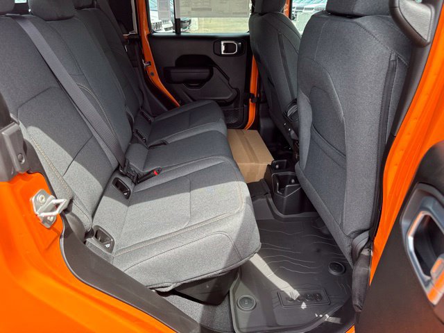 New 2026 Jeep Gladiator Sport AWD/4WD image 22