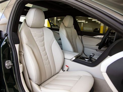 Used 2025 BMW 840i w/ M Sport Professional Package image 34