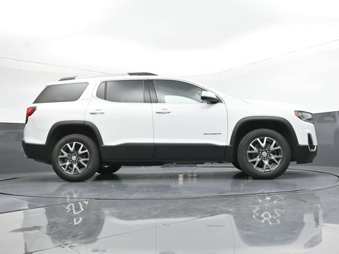 Used 2023 GMC Acadia SLE w/ Driver Convenience Package image 27
