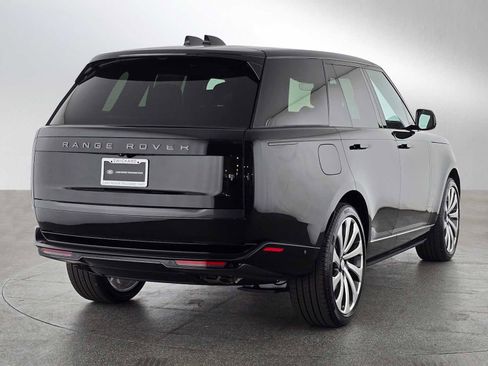 New 2025 Land Rover Range Rover SE image 5
