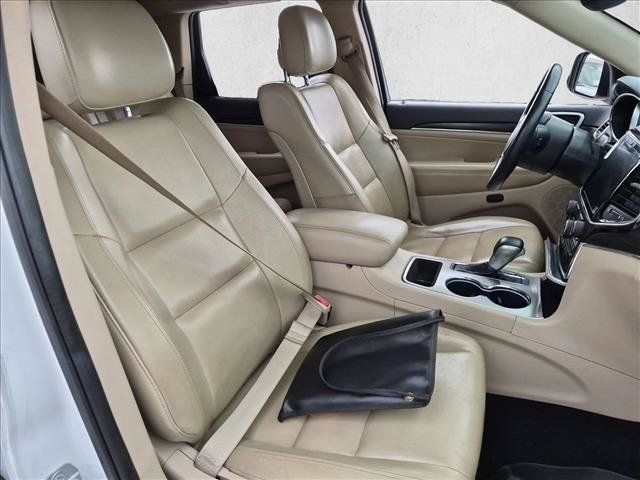 Used 2019 Jeep Grand Cherokee Limited RWD image 13