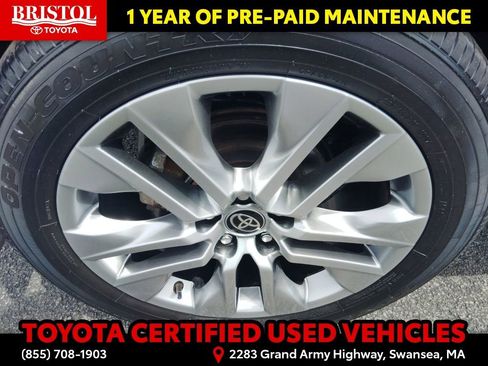 Certified 2023 Toyota RAV4 XLE Premium AWD/4WD image 11