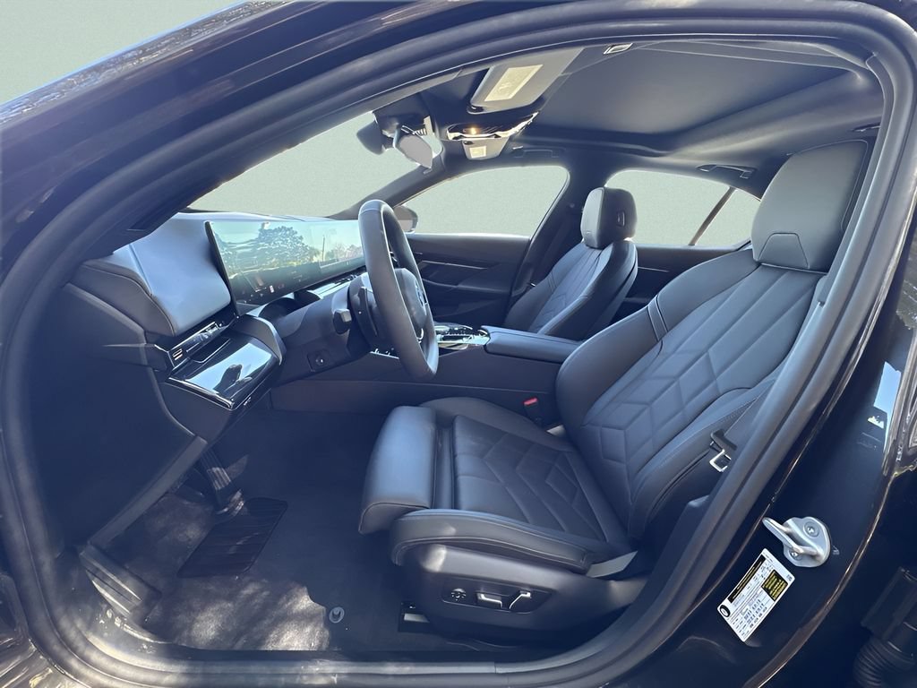 Certified 2026 BMW 530i w/ Premium Package RWD image 15