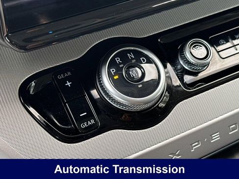 Used 2025 Ford Expedition Max Active RWD image 30