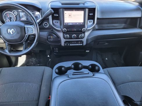 Used 2024 RAM 2500 Tradesman w/ Chrome Appearance Group image 26