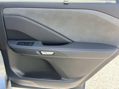 Used 2025 Lexus TX 350 AWD w/ Technology Package image 25