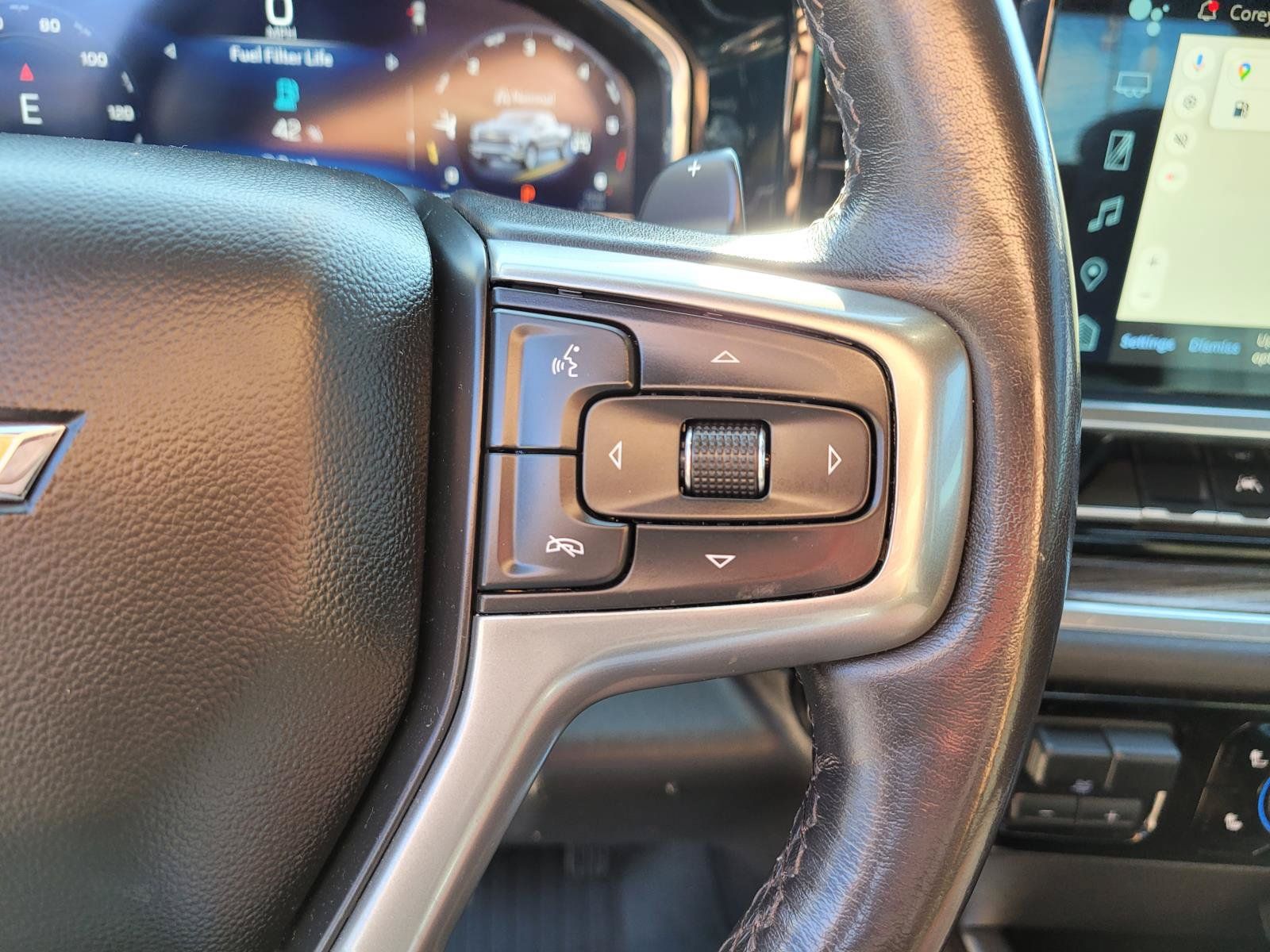 Used 2022 Chevrolet Silverado 1500 LT AWD/4WD image 29