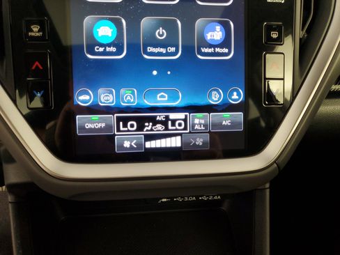 Used 2025 Subaru Crosstrek 2.0i Premium image 20