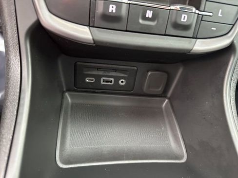 Used 2024 GMC Terrain AT4 w/ Infotainment Package II image 27