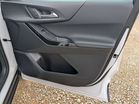 New 2026 Chevrolet Equinox LT w/ Safety and Technology Package FWD image 35