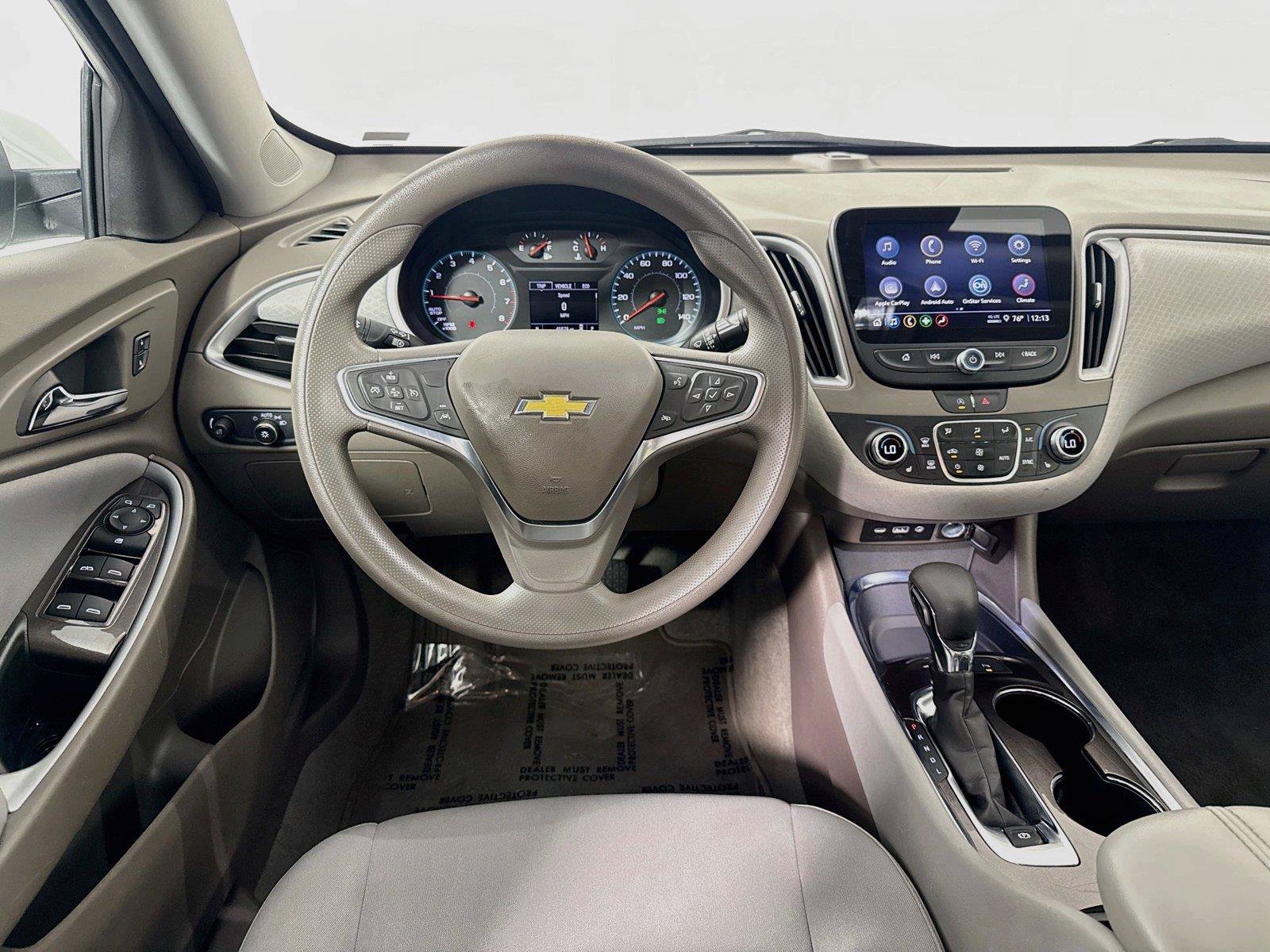 Used 2025 Chevrolet Malibu LT FWD image 11