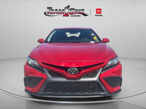 Used 2023 Toyota Camry SE FWD image 2