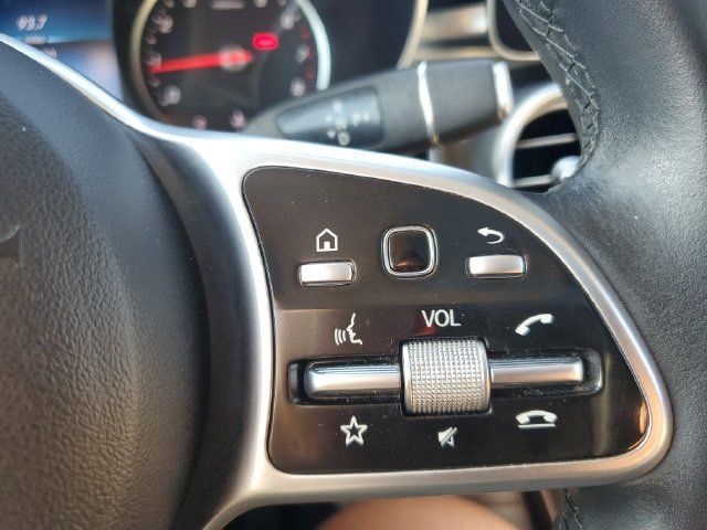 Used 2021 Mercedes-Benz GLC 300 image 31