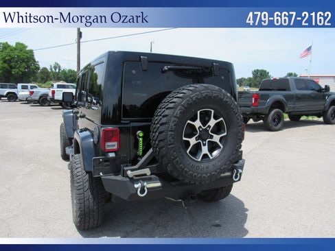 Used 2016 Jeep Wrangler Unlimited Rubicon AWD/4WD image 13