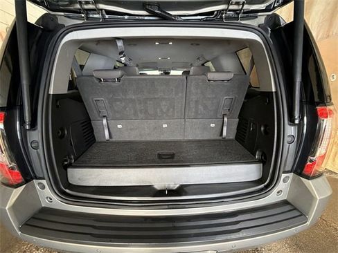 Used 2019 GMC Yukon SLE w/ SLE Value Package image 25