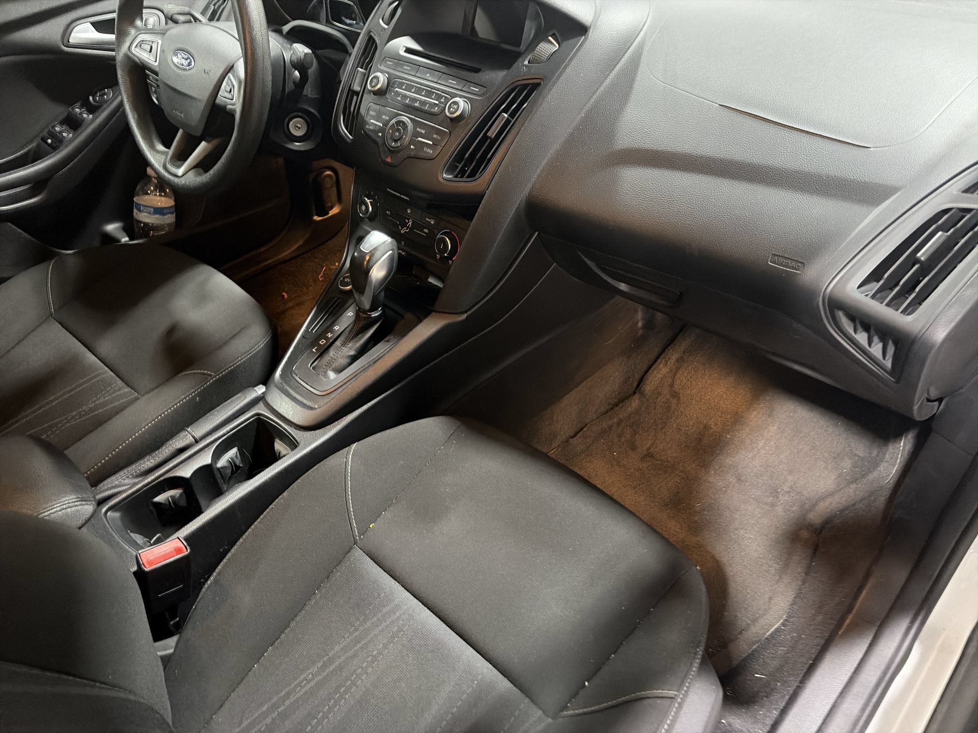 Used 2015 Ford Focus SE FWD image 31