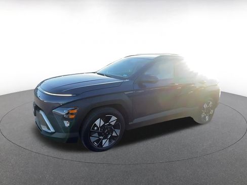 Used 2025 Hyundai Kona SEL image 8