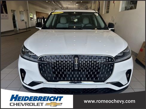 Used 2025 Lincoln Aviator Reserve w/ Equipment Group 201A AWD/4WD image 43