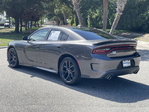 Used 2022 Dodge Charger R/T w/ Blacktop Package RWD image 7