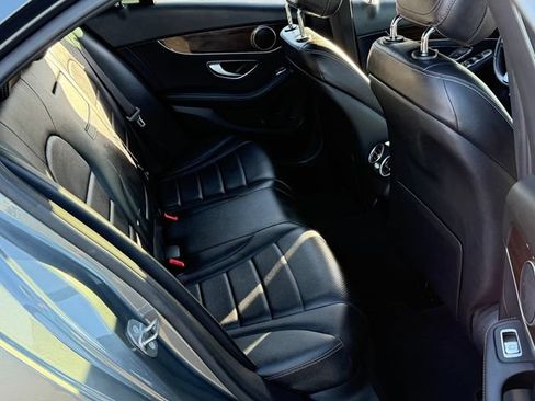 Used 2020 Mercedes-Benz C 300 Sedan image 25